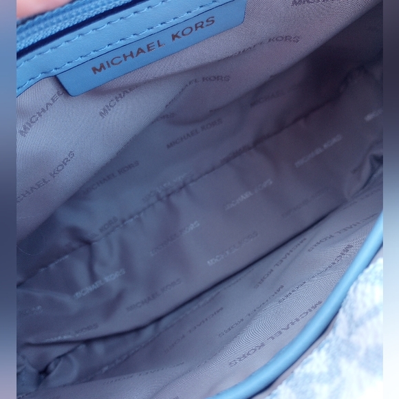 Michael Kors Navy Blue Color Block Logo Sloan Medium Top Handle Satchel - Picture 14 of 16